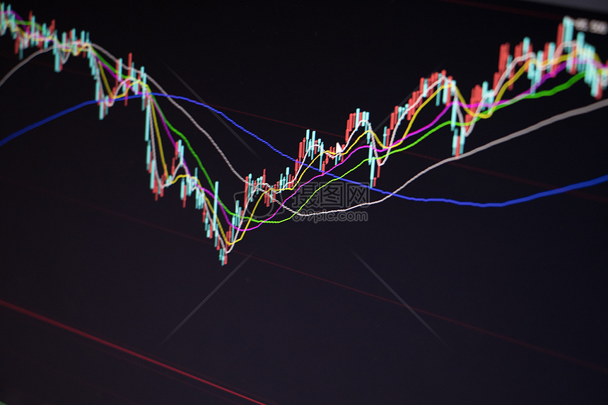 中金：南向年内累计流入或将超万亿港元